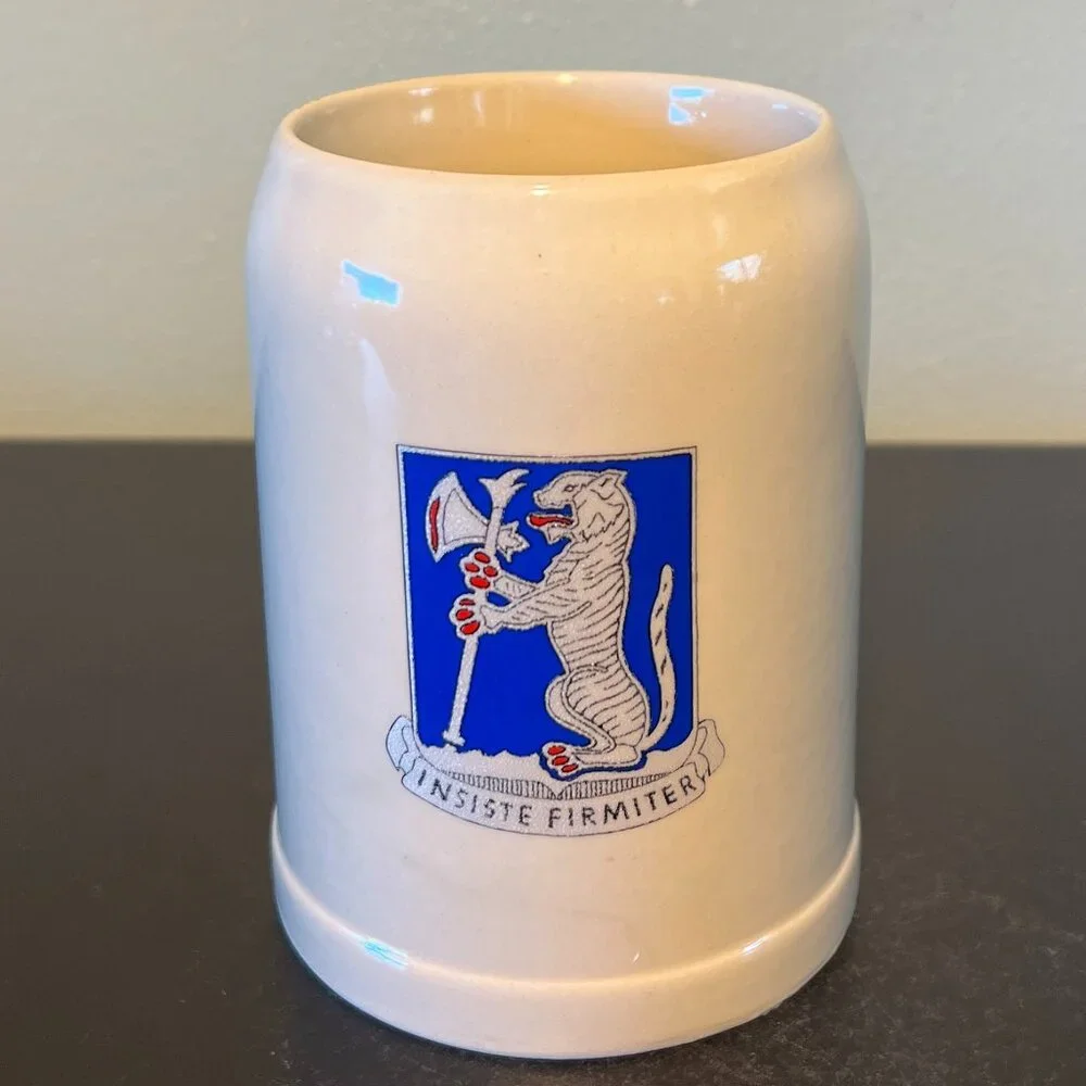 Vintage US Army 77th Armor Regiment Beer Stein Steel Tigers Battle Ax Mug 0.5L